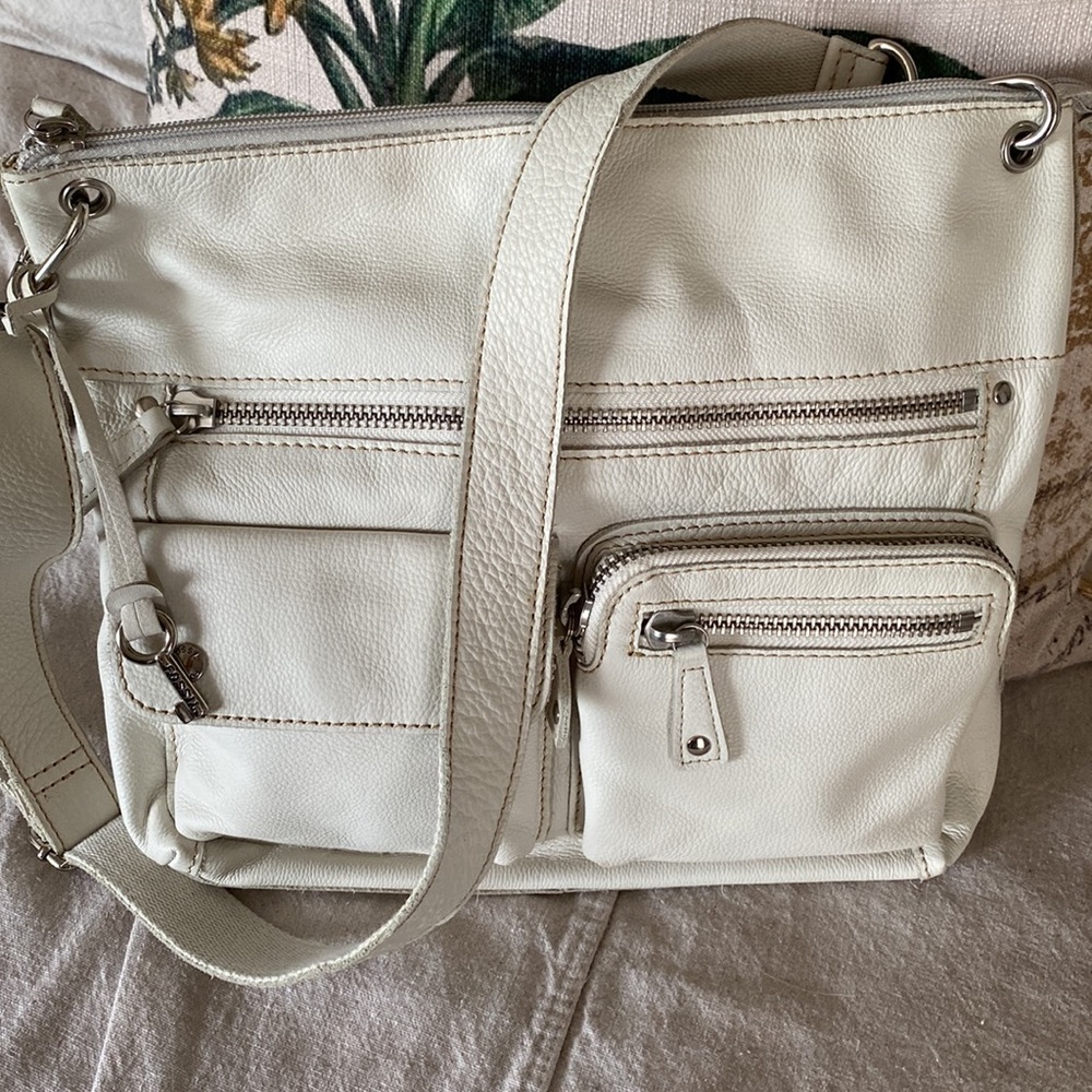Fossil Crossbody/Shoulder Handbag White